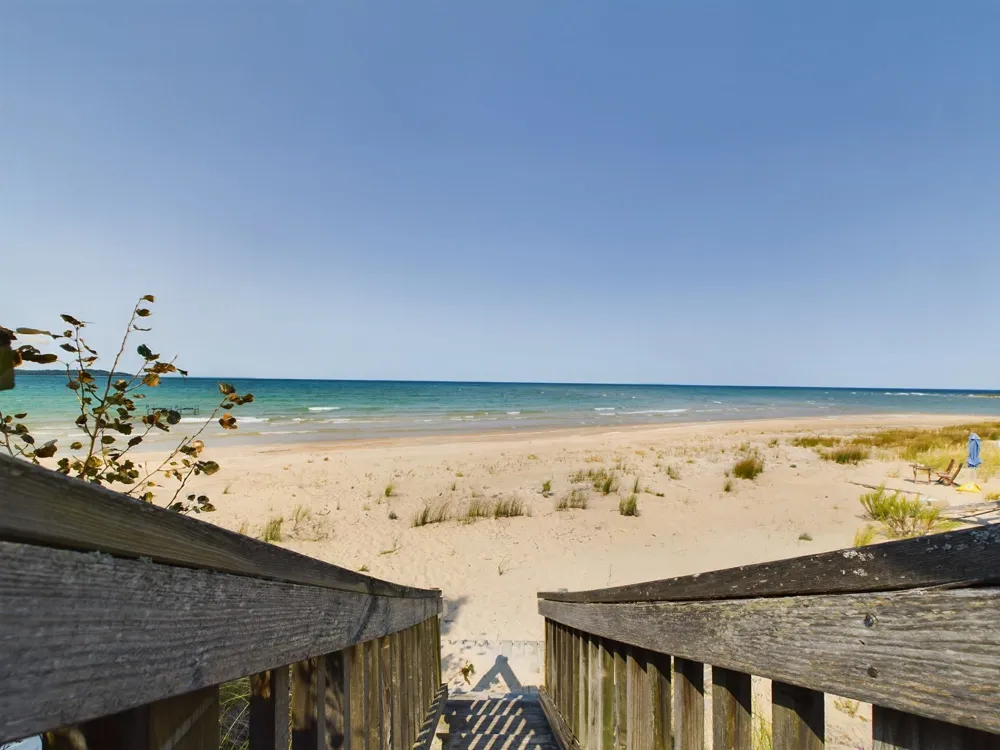 14619 Cathead Bay Drive Leelanau Township, MI 49670