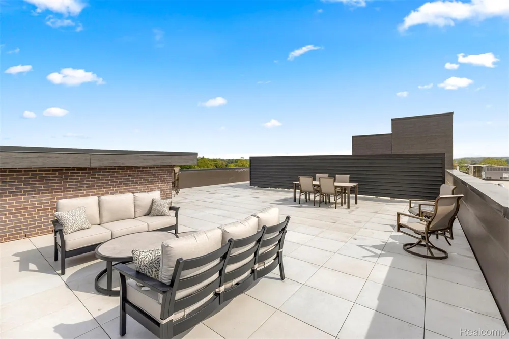 156 Center Unit 303 Northville City, MI 48167