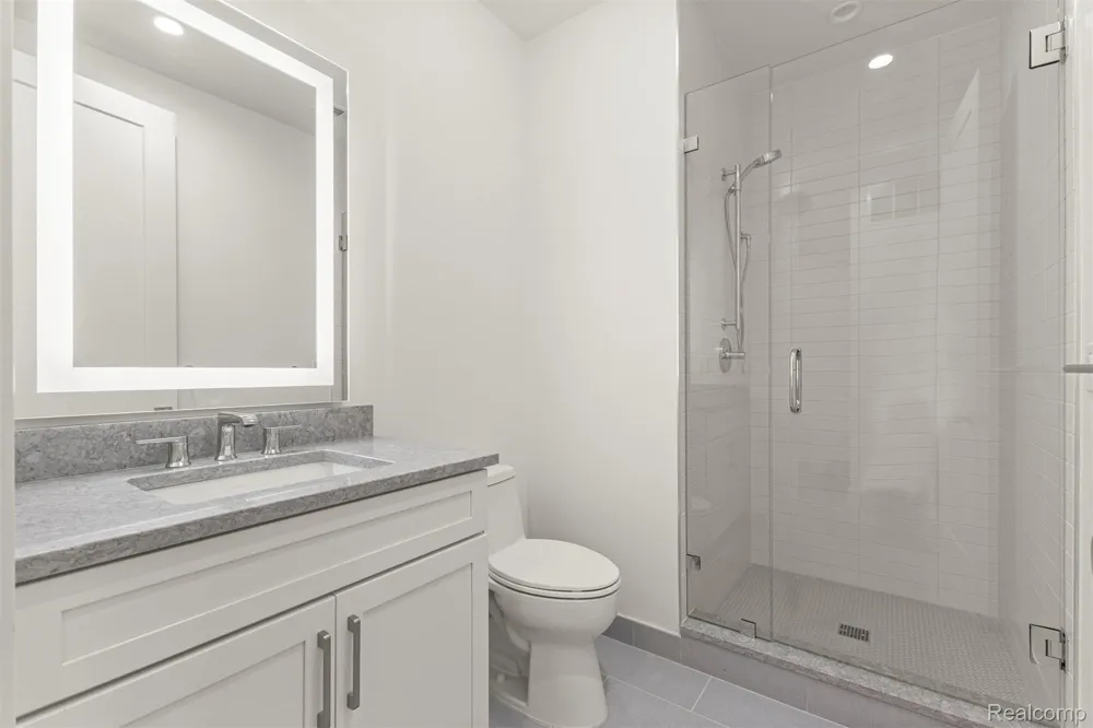 156 Center Unit 303 Northville City, MI 48167