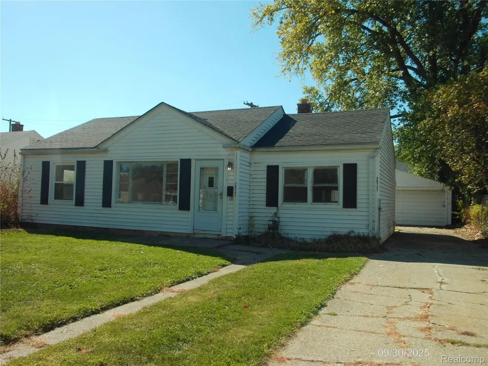 26751 BELANGER STREET Roseville City, MI 48066