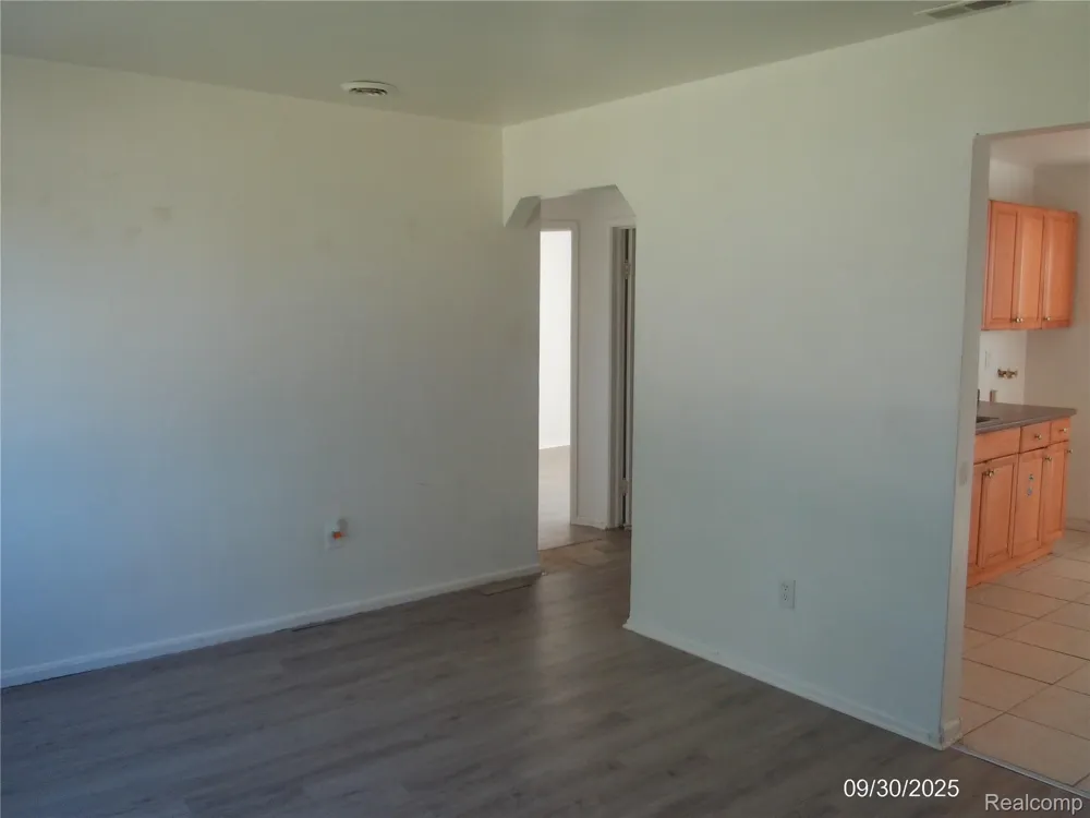 26751 BELANGER STREET Roseville City, MI 48066