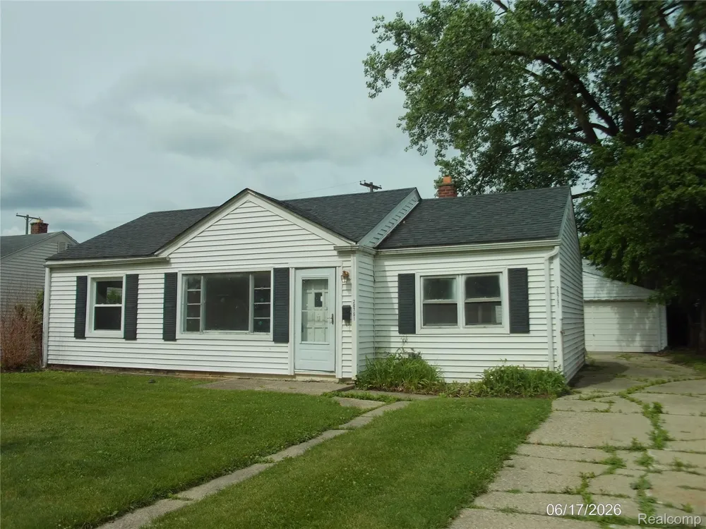 26751 BELANGER STREET Roseville City, MI 48066