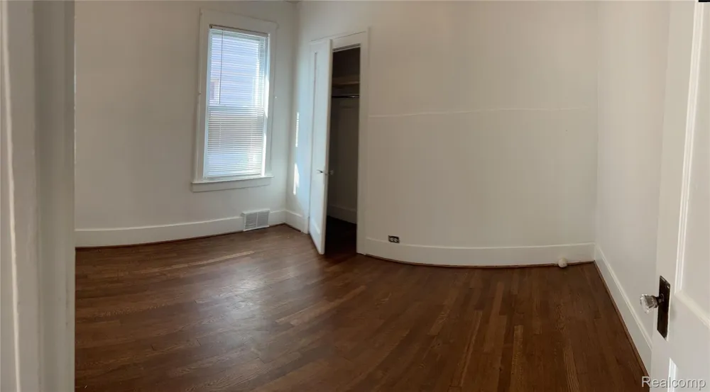 1465 Maryland Street Grosse Pointe Park City, MI 48230