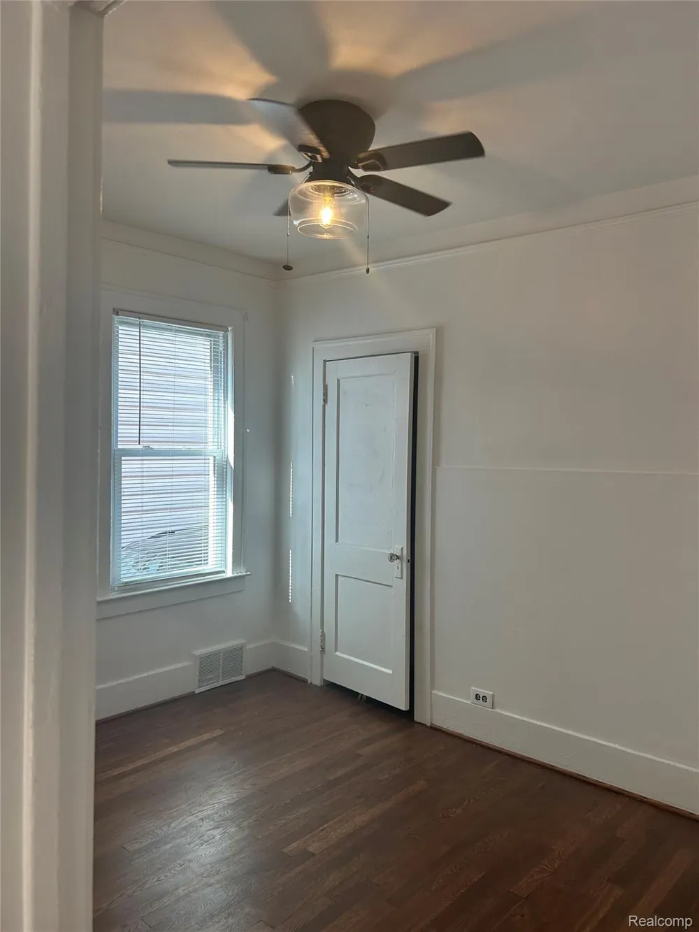 1465 Maryland Street Grosse Pointe Park City, MI 48230