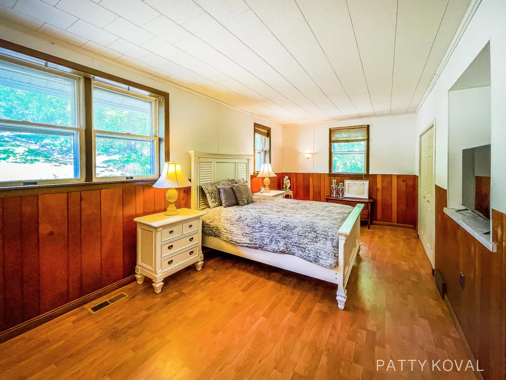 446 Bayview Court Leighton Township, MI 49316