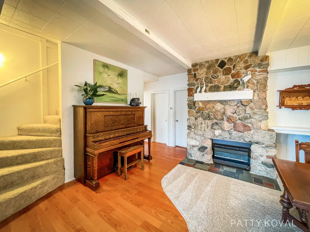 446 Bayview Court Leighton Township, MI 49316