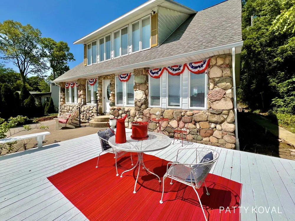 446 Bayview Court Leighton Township, MI 49316