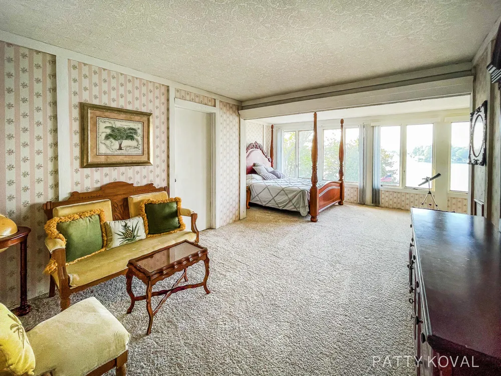 446 Bayview Court Leighton Township, MI 49316