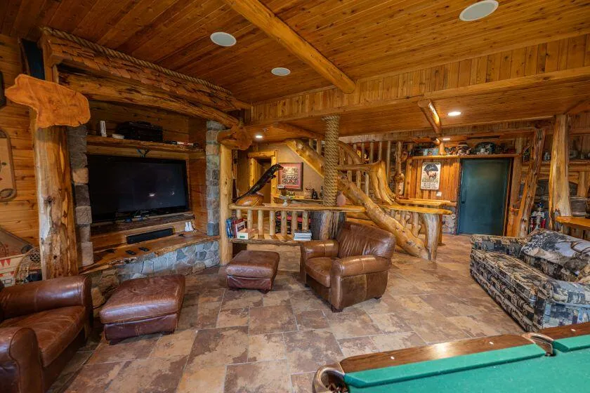 8912 Echo Valley Trail Montmorency Township, MI 49709