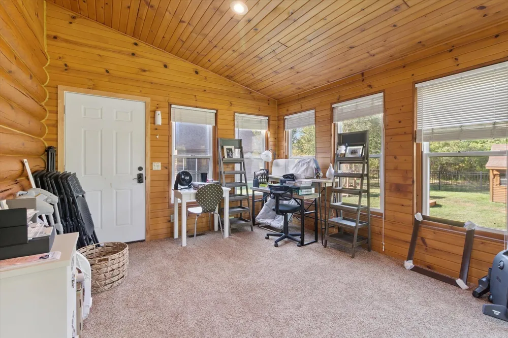 1510 Luce Court Alma City, MI 48801