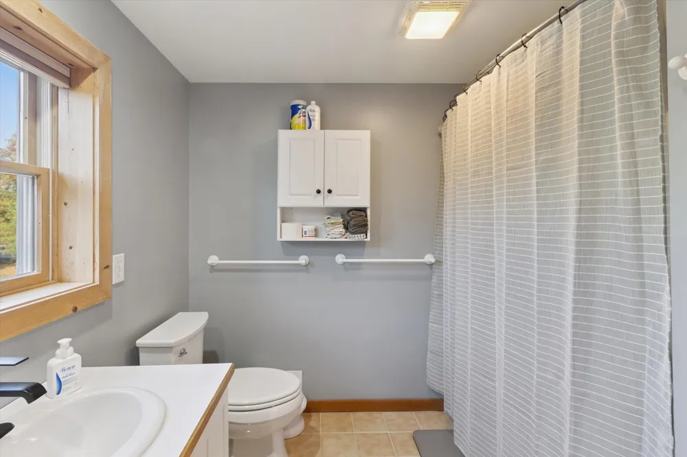 1510 Luce Court Alma City, MI 48801