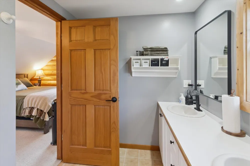 1510 Luce Court Alma City, MI 48801
