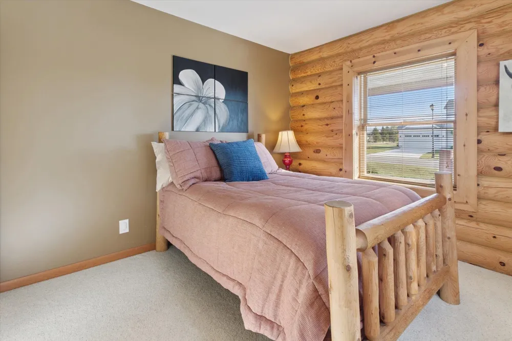 1510 Luce Court Alma City, MI 48801