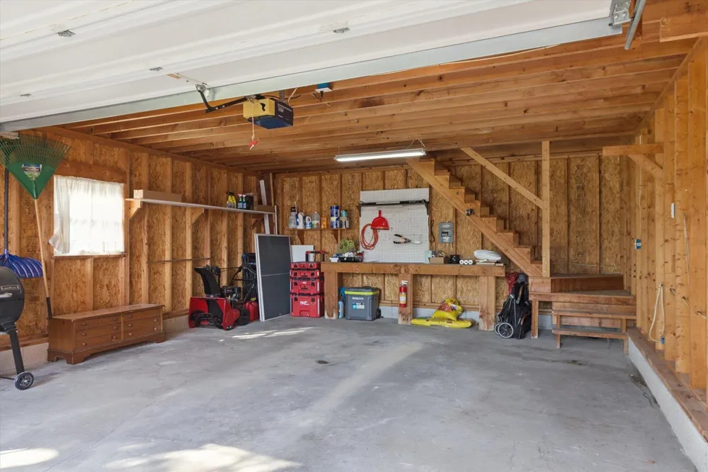 1510 Luce Court Alma City, MI 48801