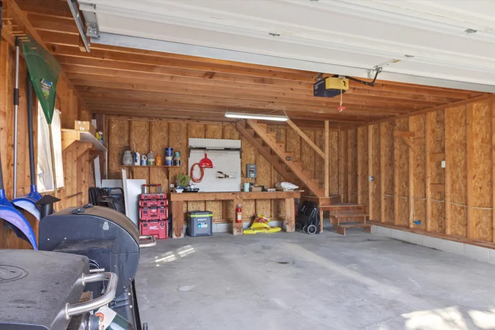 1510 Luce Court Alma City, MI 48801