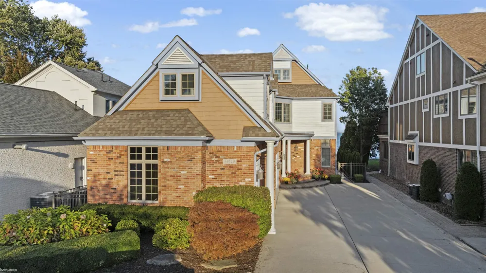 38128 Lakeshore Drive Harrison Charter Township, MI 48045