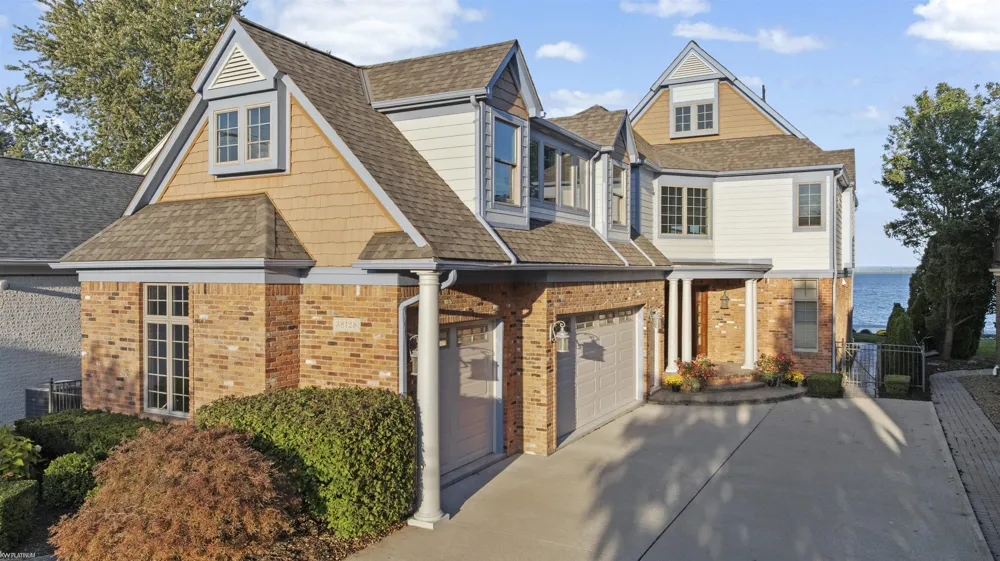 38128 Lakeshore Drive Harrison Charter Township, MI 48045