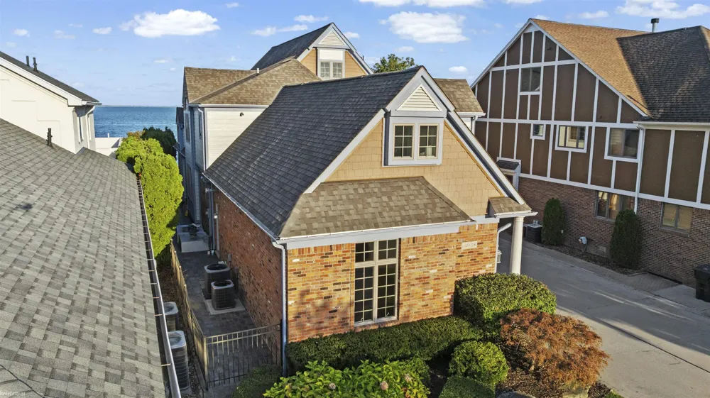 38128 Lakeshore Drive Harrison Charter Township, MI 48045