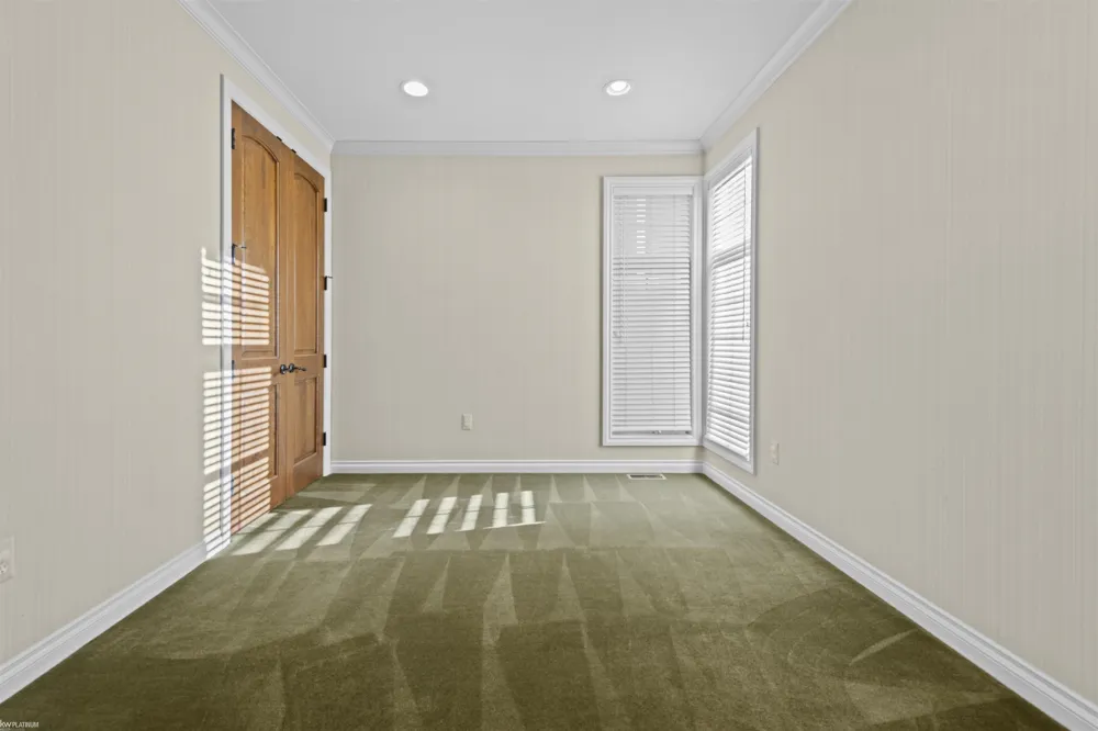38128 Lakeshore Drive Harrison Charter Township, MI 48045