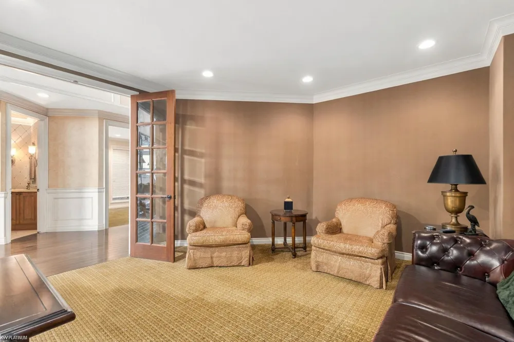 38128 Lakeshore Drive Harrison Charter Township, MI 48045