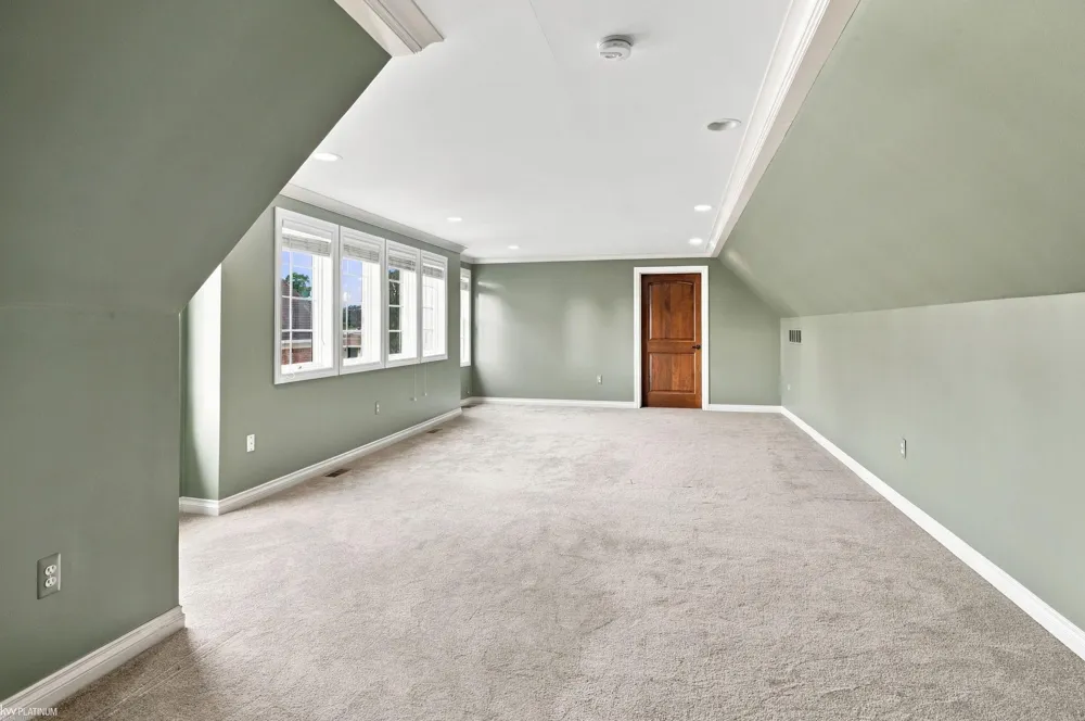 38128 Lakeshore Drive Harrison Charter Township, MI 48045