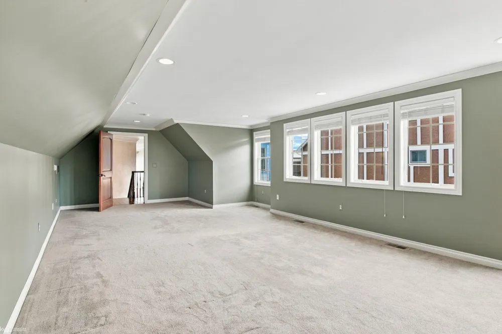 38128 Lakeshore Drive Harrison Charter Township, MI 48045