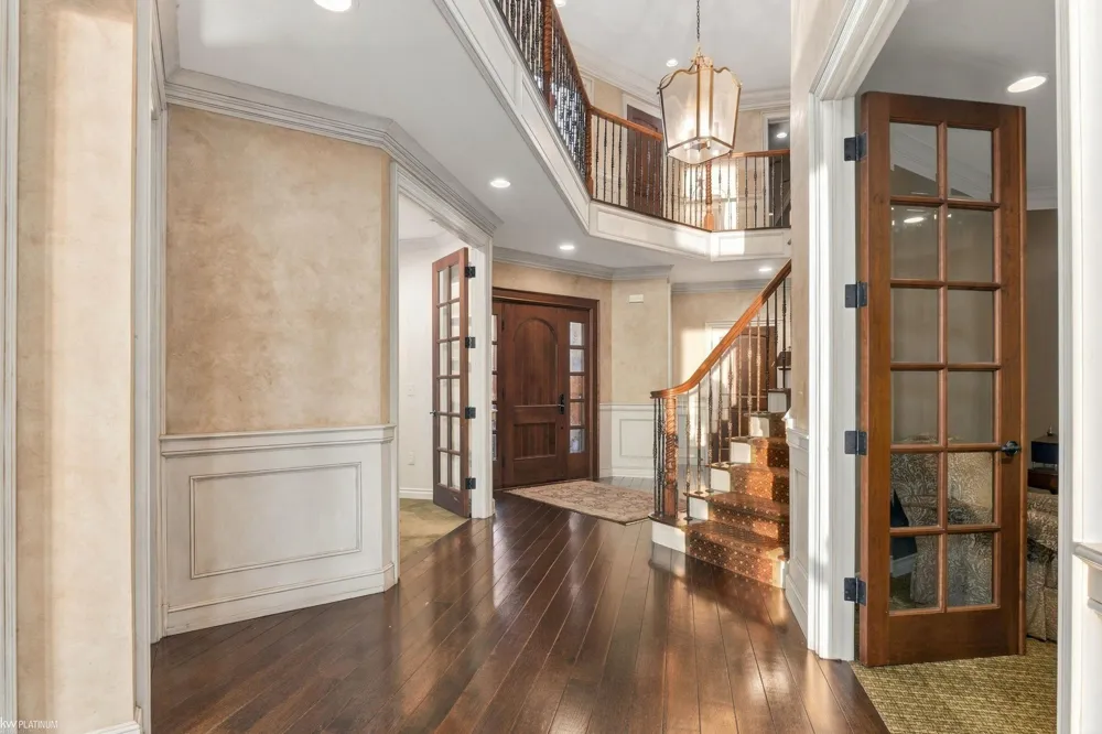 38128 Lakeshore Drive Harrison Charter Township, MI 48045