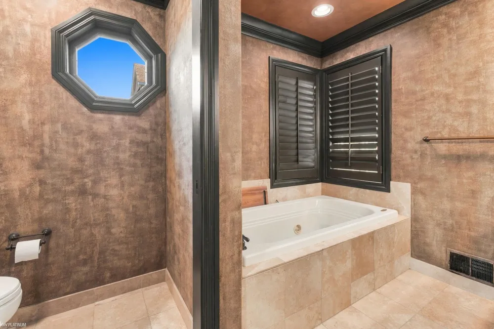 38128 Lakeshore Drive Harrison Charter Township, MI 48045