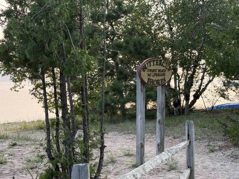 Arbutus Lane Lake Township, MI 49617