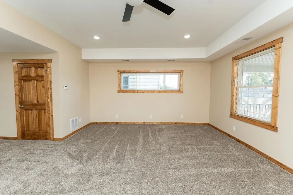 216 W Fifth Street Clare City, MI 48617