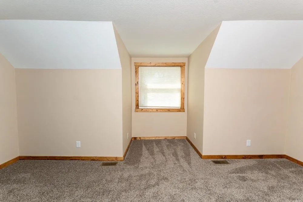 216 W Fifth Street Clare City, MI 48617