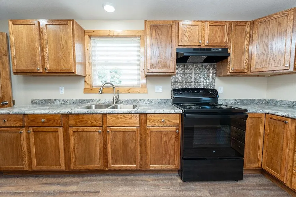 216 W Fifth Street Clare City, MI 48617