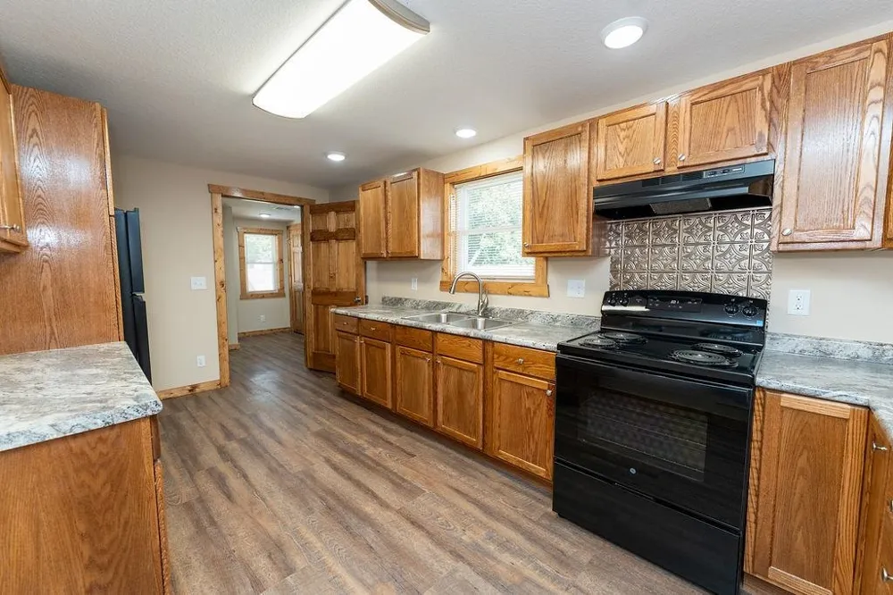216 W Fifth Street Clare City, MI 48617