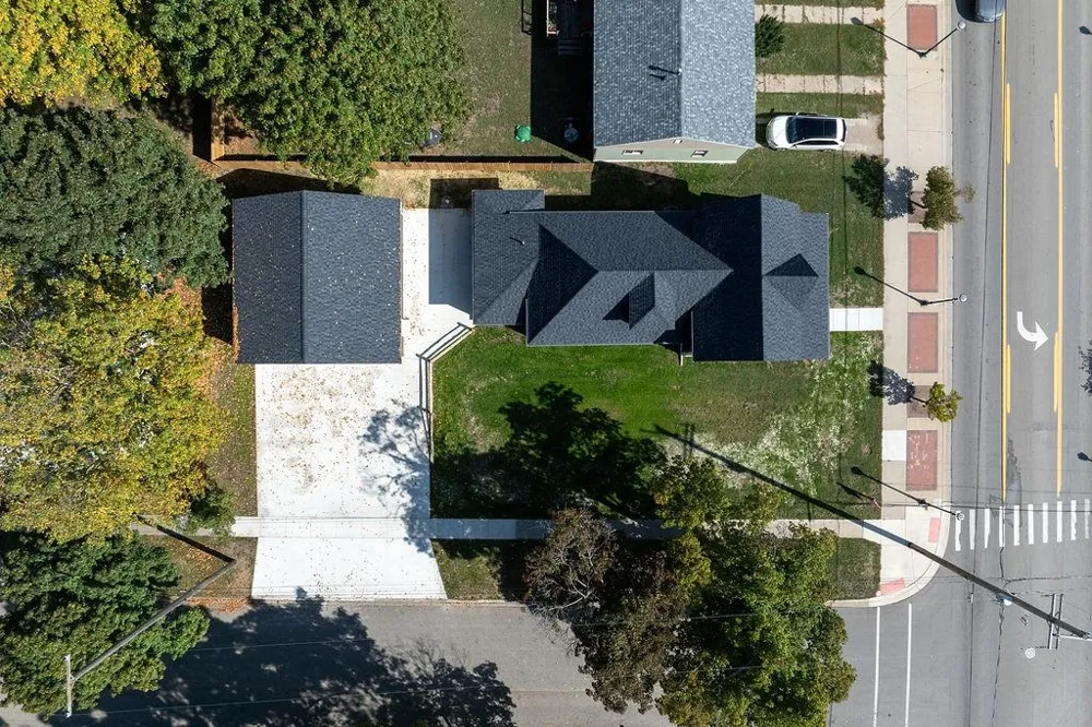 216 W Fifth Street Clare City, MI 48617