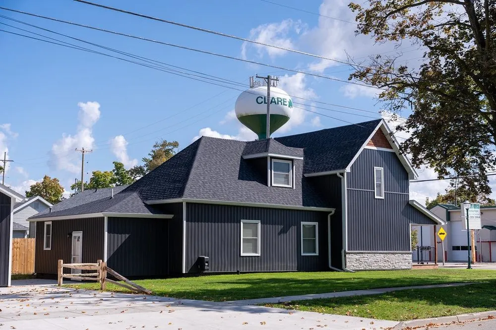 216 W Fifth Street Clare City, MI 48617