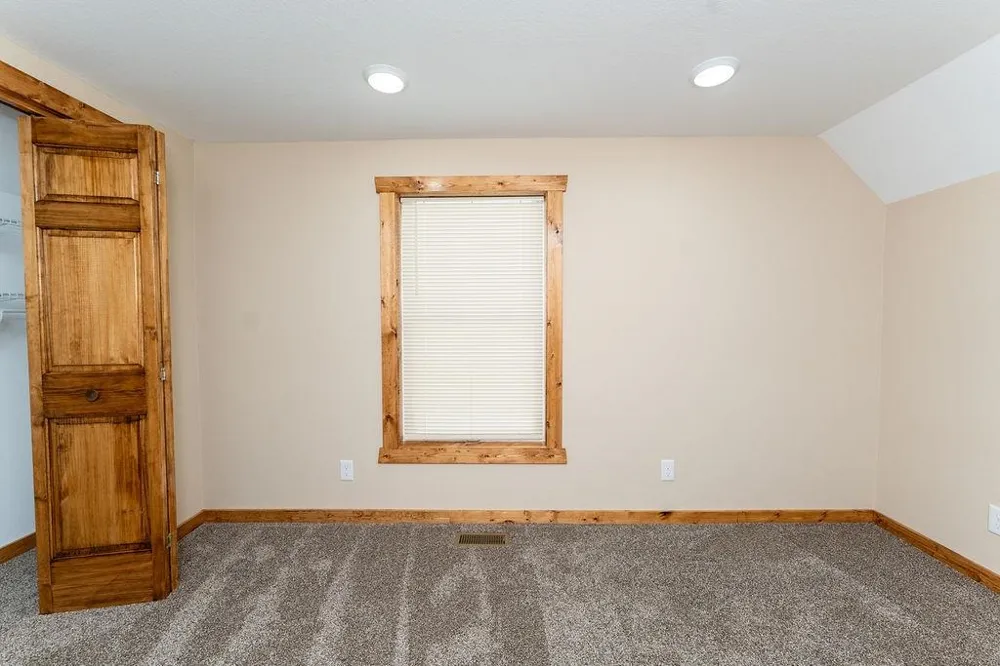 216 W Fifth Street Clare City, MI 48617