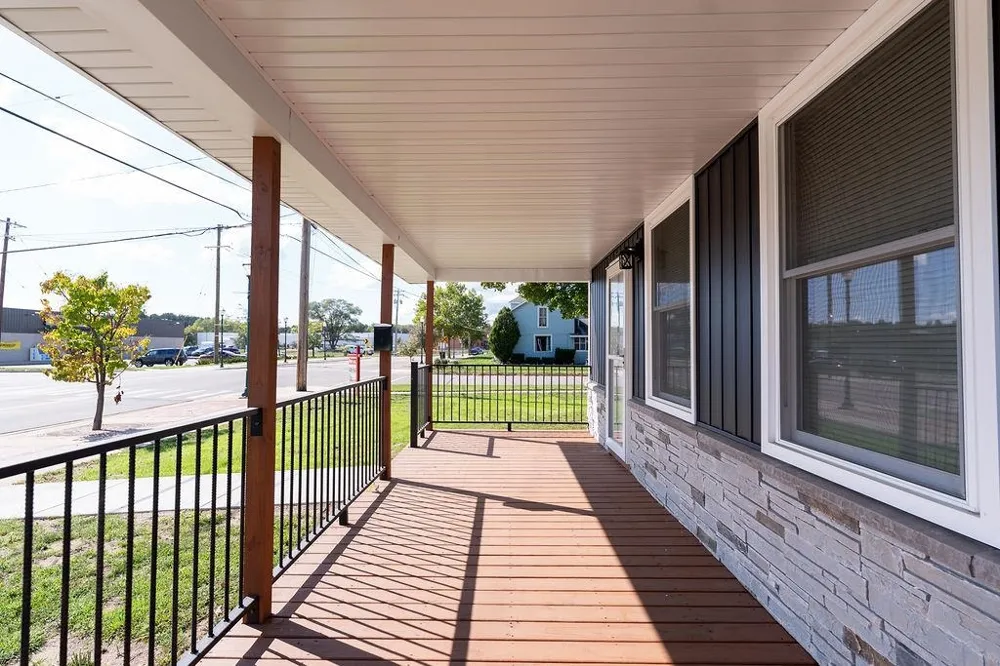 216 W Fifth Street Clare City, MI 48617