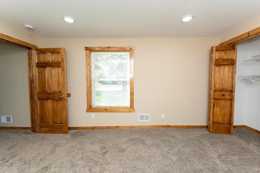 216 W Fifth Street Clare City, MI 48617