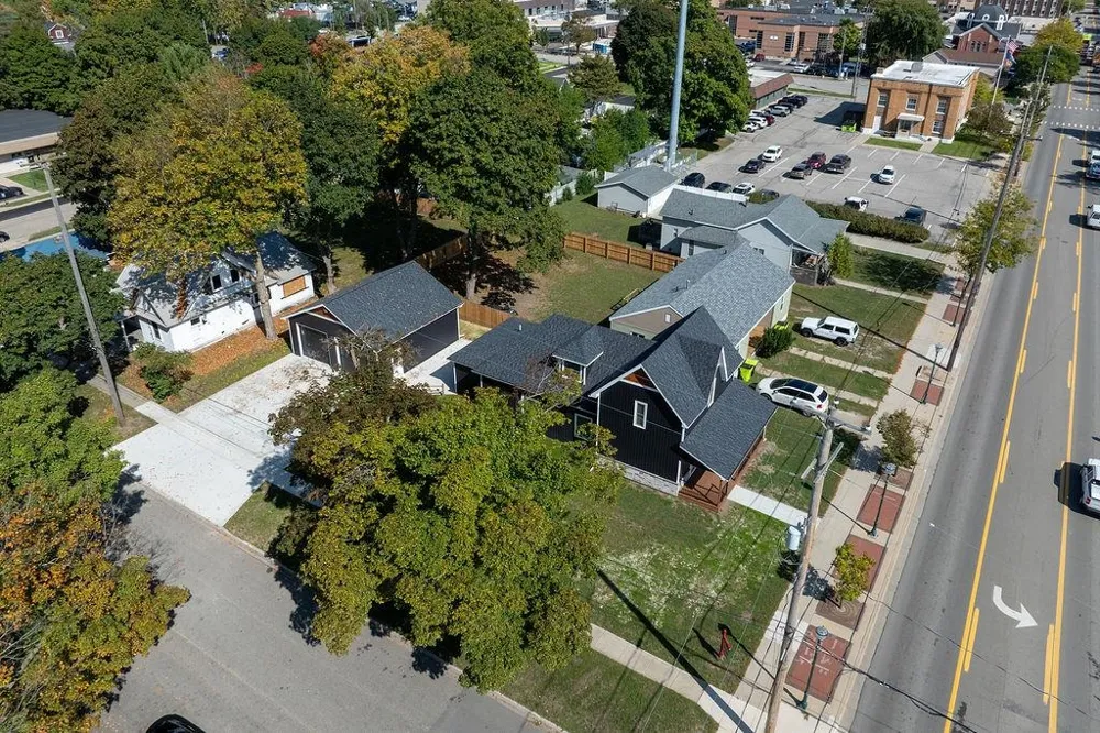 216 W Fifth Street Clare City, MI 48617