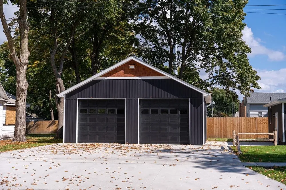 216 W Fifth Street Clare City, MI 48617