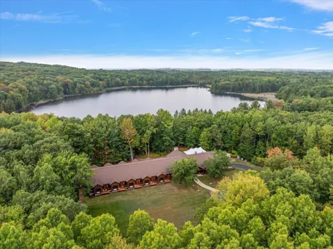 3943 Skookum Road