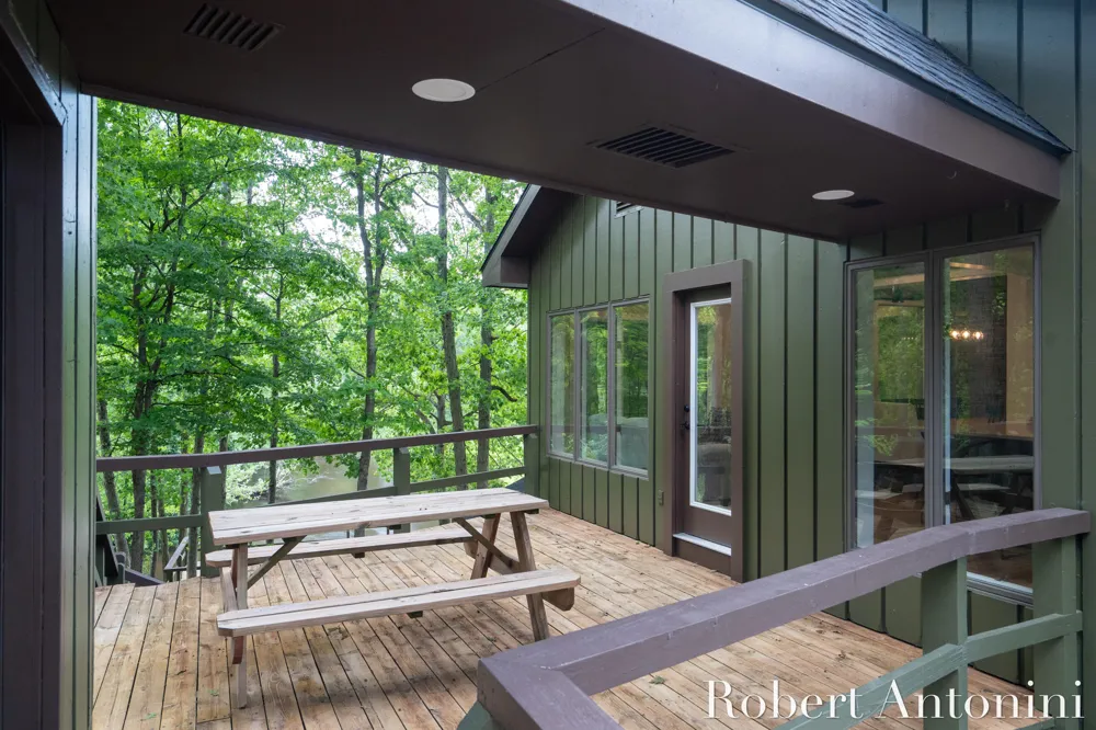 4751 S Johnson Road Montcalm Township, MI 49326