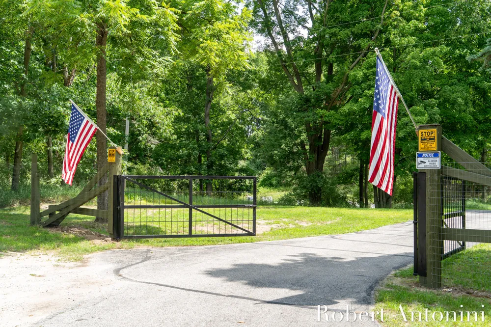 4751 S Johnson Road Montcalm Township, MI 49326