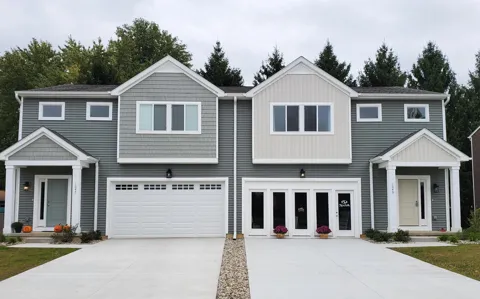 1049 Rebecca Street #3
