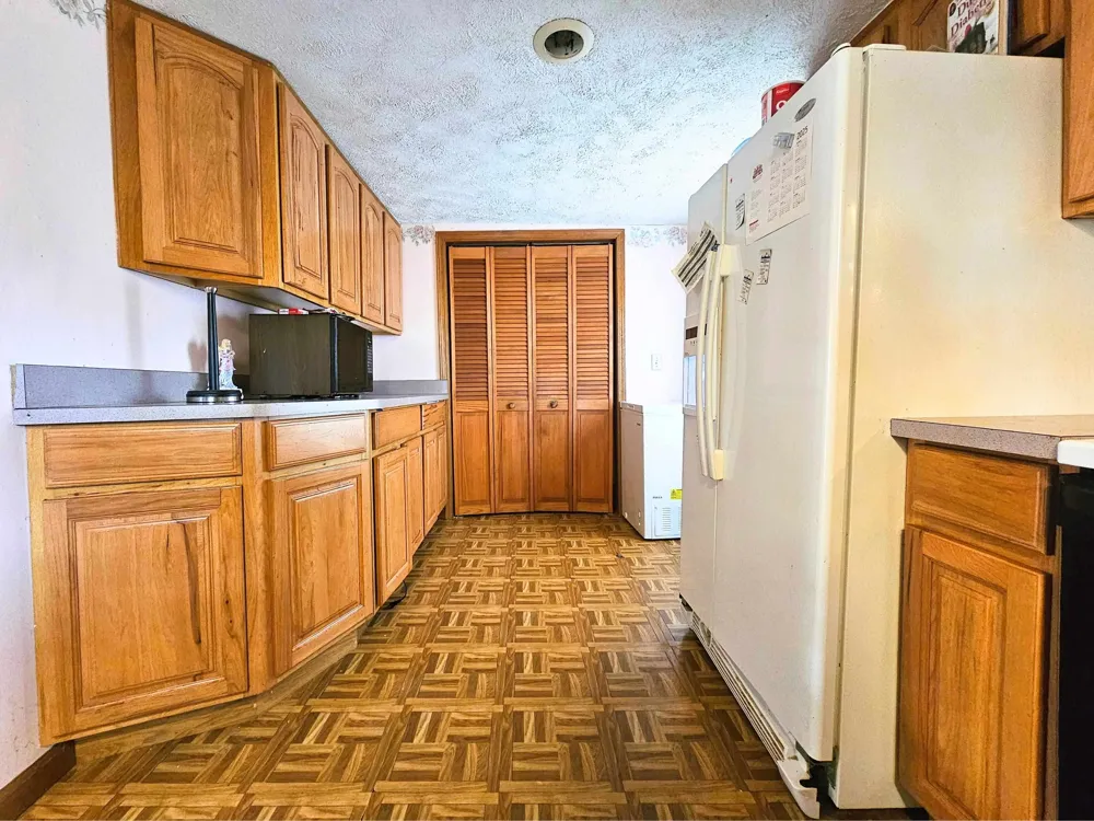 204 W Pine Street Elsie Village, MI 48831