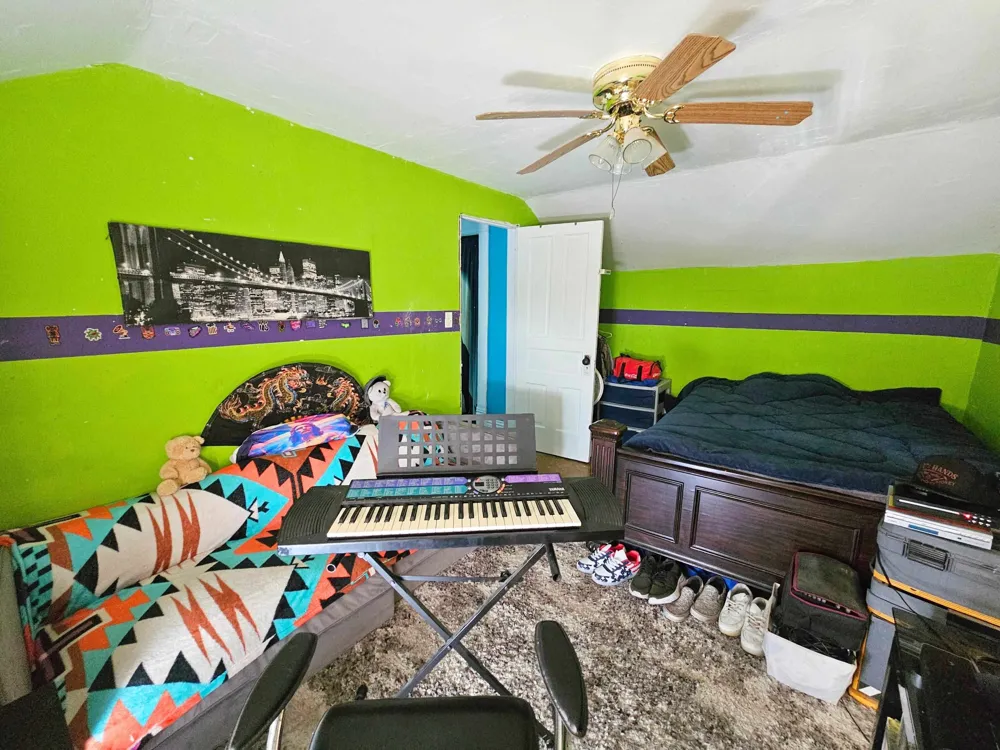 204 W Pine Street Elsie Village, MI 48831