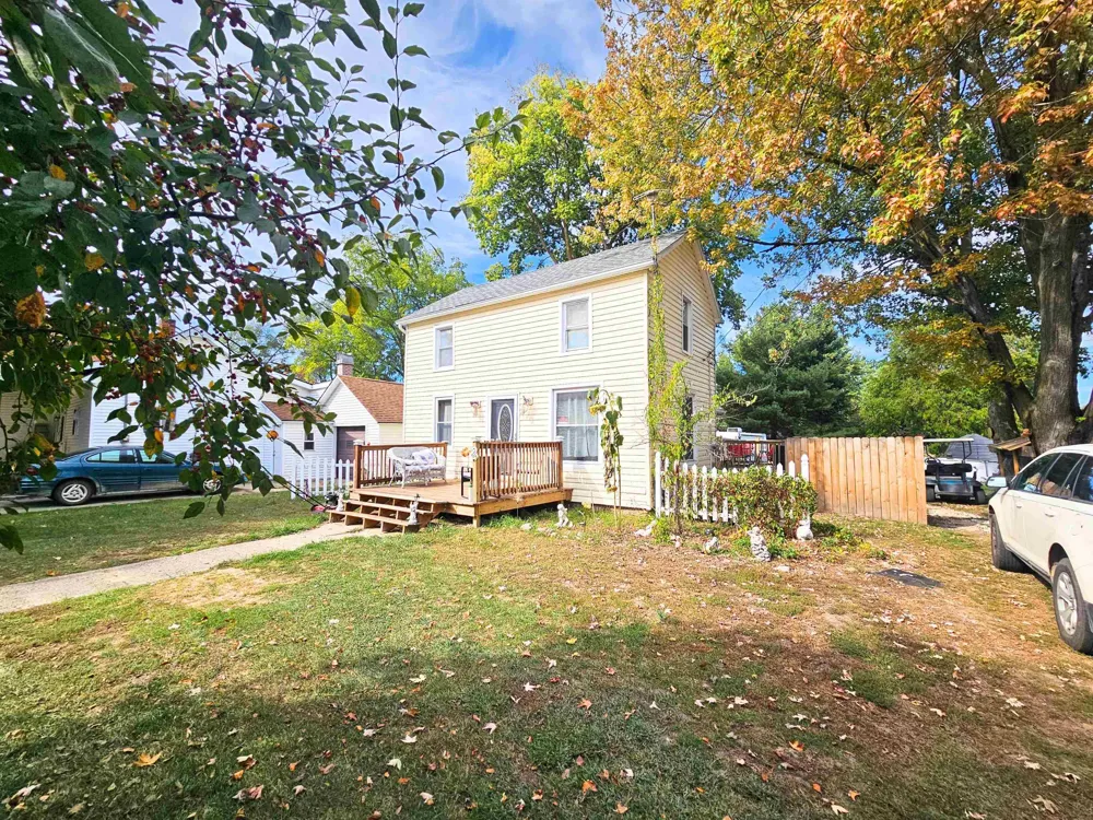 204 W Pine Street Elsie Village, MI 48831