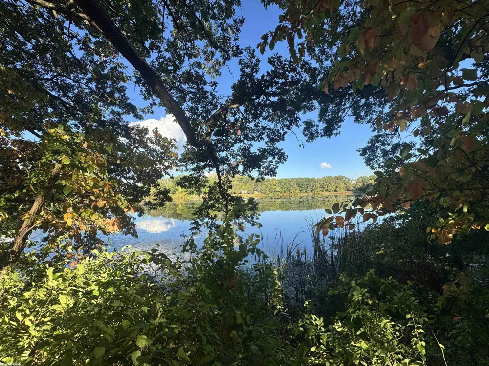 Round Lake Lane Leonard Village, MI 48367