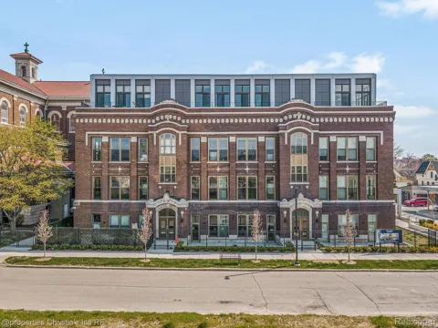 1454 TOWNSEND STREET #205