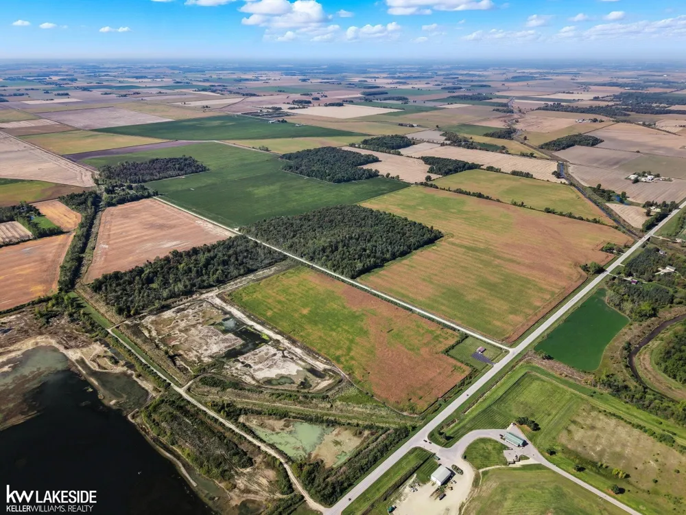 E Eddy Road Bridgehampton Township, MI 48419